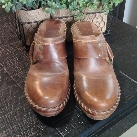 FRYE CLOGS - Picture 3 of 8